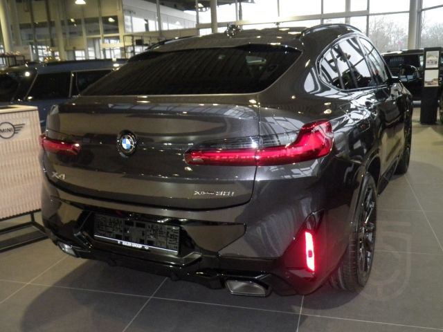 BMW X4 xDrive 30i Sportpaket HUD AHK-klappbar AHK El
