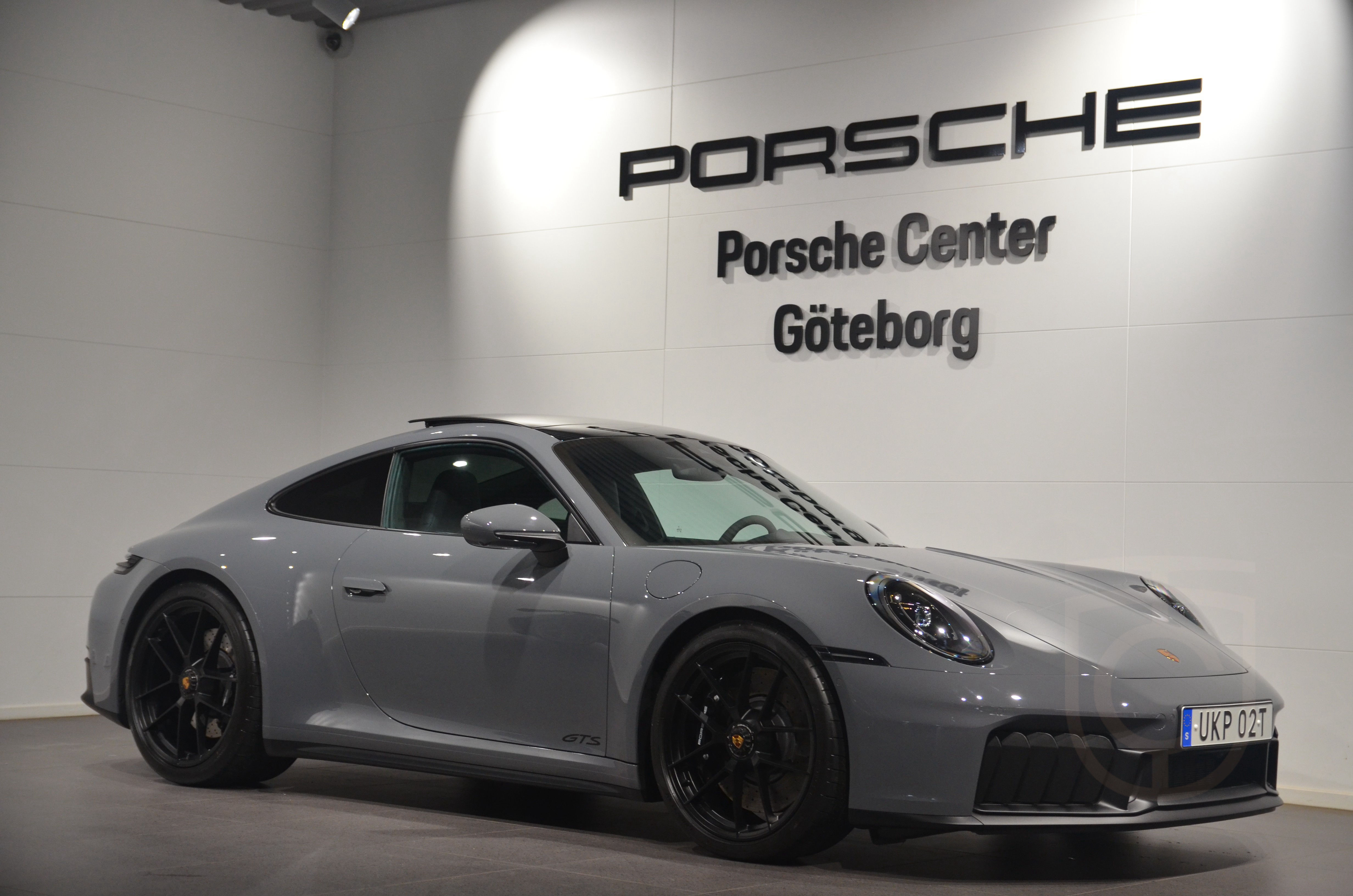 Porsche 911 Carrera GTS
