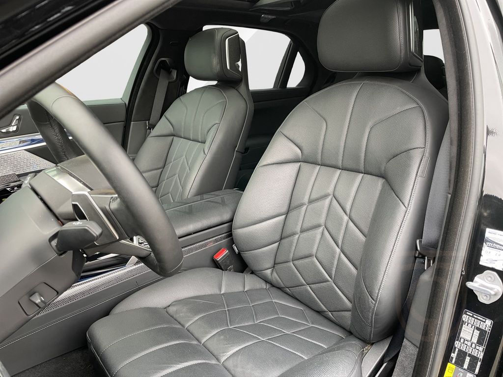 BMW 750e xDrive UPE 180.940,- € #exclusive