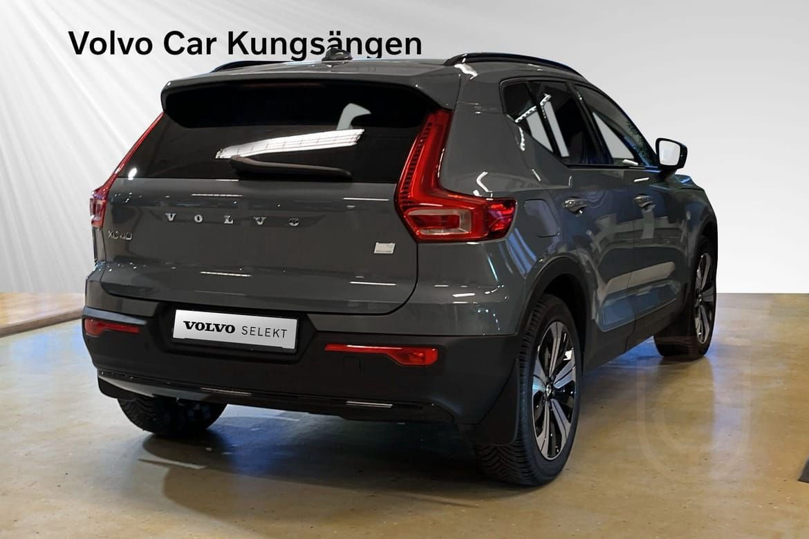 Volvo XC40 Recharge T4 Plus Dark