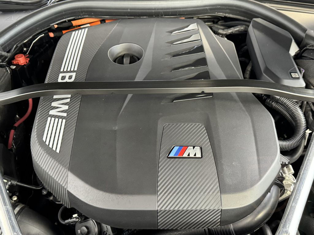 BMW M760 e xDrive Pro Executive Lounge Massage/Lüft.