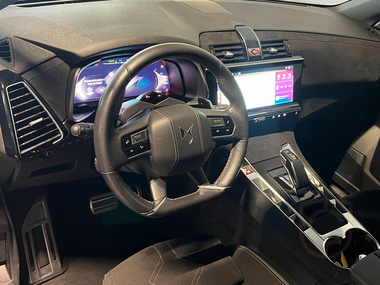 DS 7 Crossback 7 E-Tense 300 awd Plug-In business-