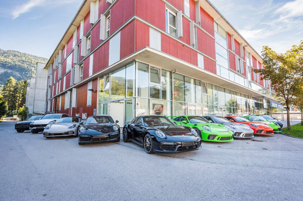 Porsche Cayenne Coupe Facelift MY25/w-sw/Mass/Mtx/14W/21