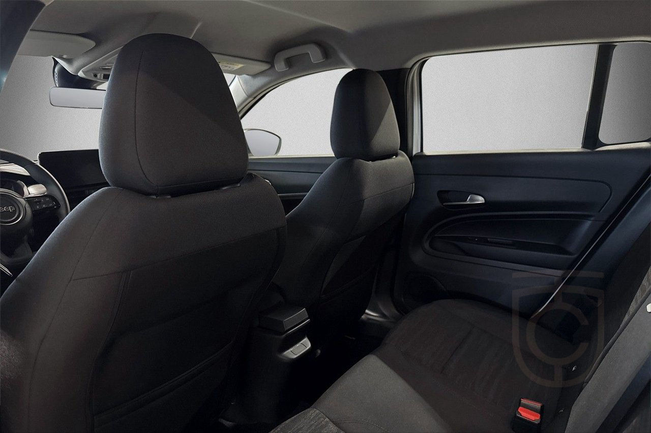 Jeep Avenger e-Hybrid 1.2 Turbo LONGITUDE NYBILSGARANTI