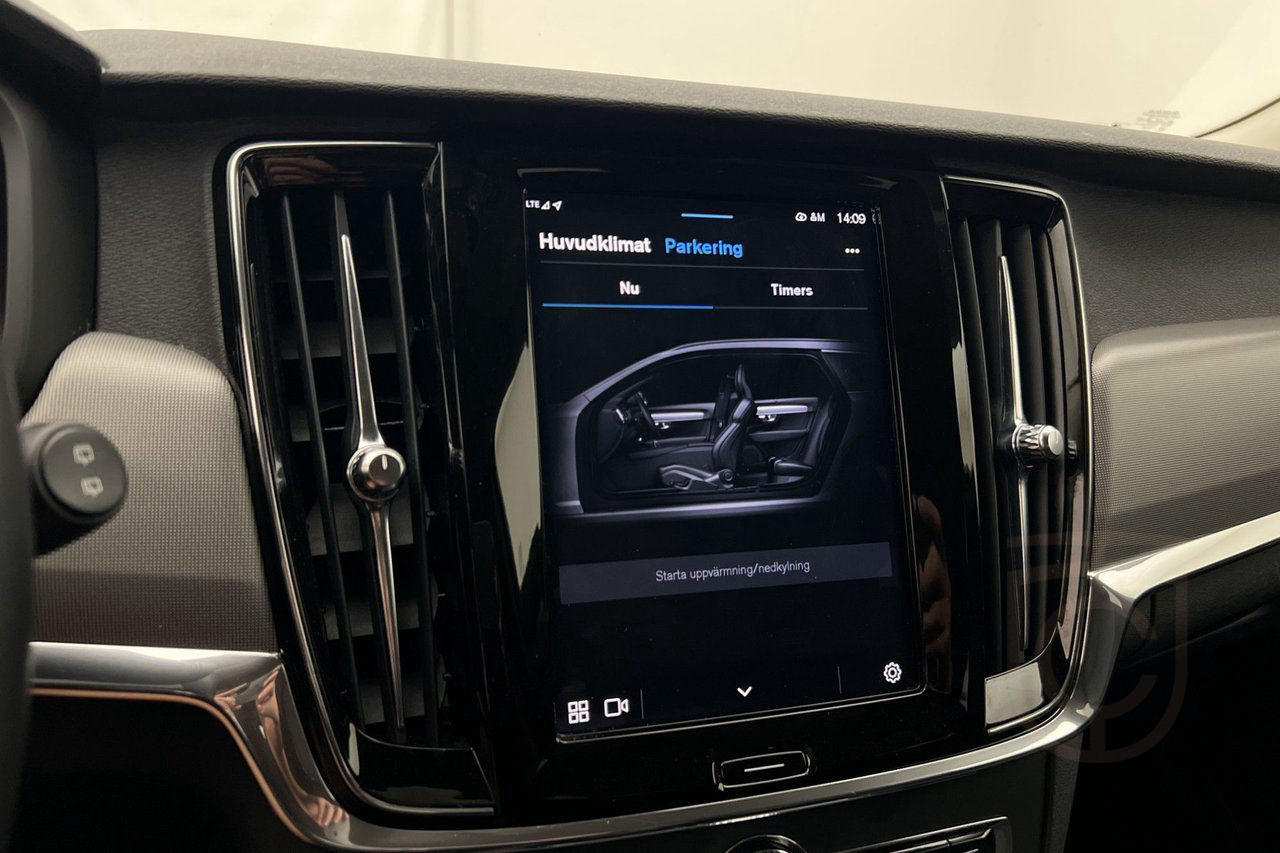 Volvo V90 Recharge T6 AWD Core Bright