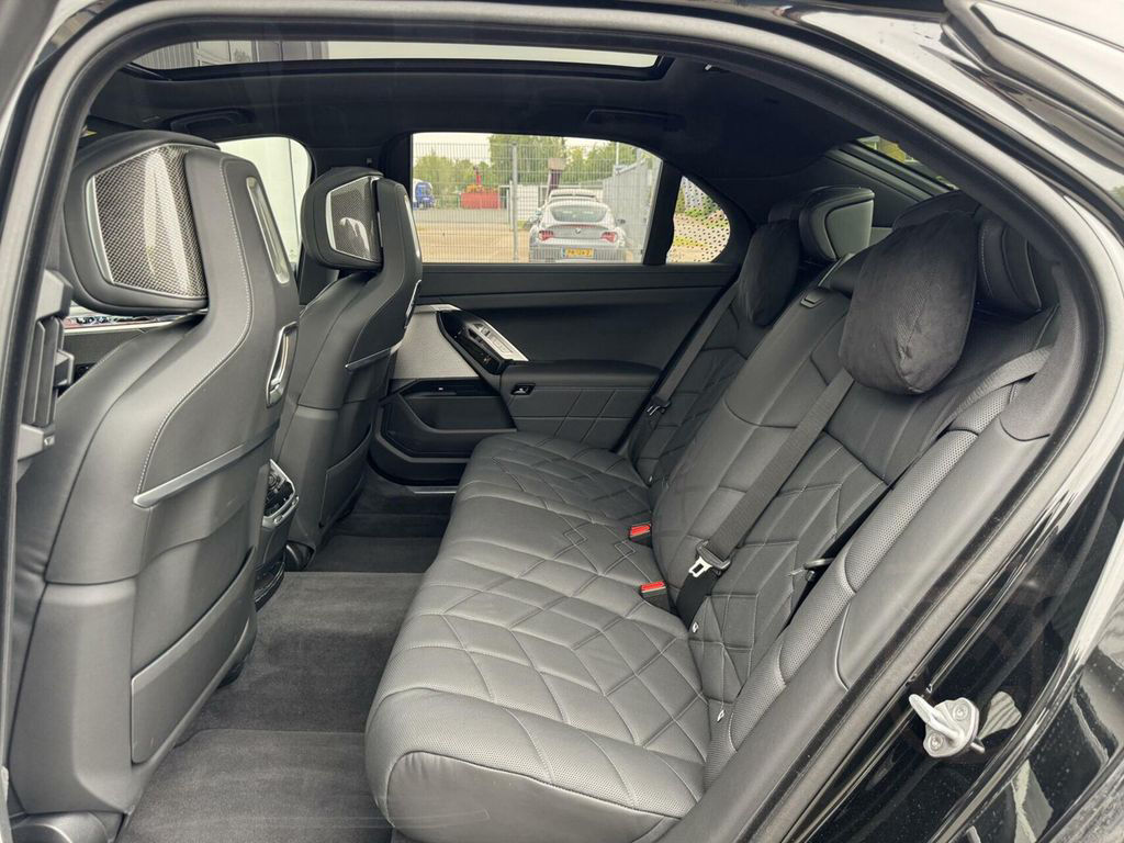BMW 740 7-serie 740d xDrive M-sport|B&W|21"|Elektr.