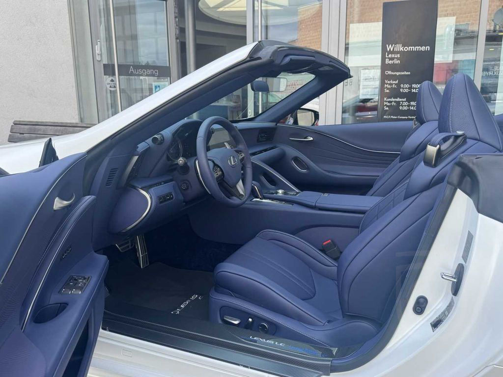 Lexus LC500 Cabriolet Ultimate Edition * Nr. 148 / 165