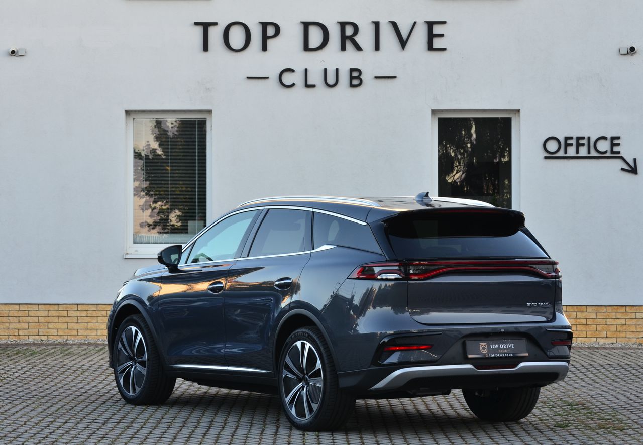 BYD TANG MY2025/AWD/800V/7 míst