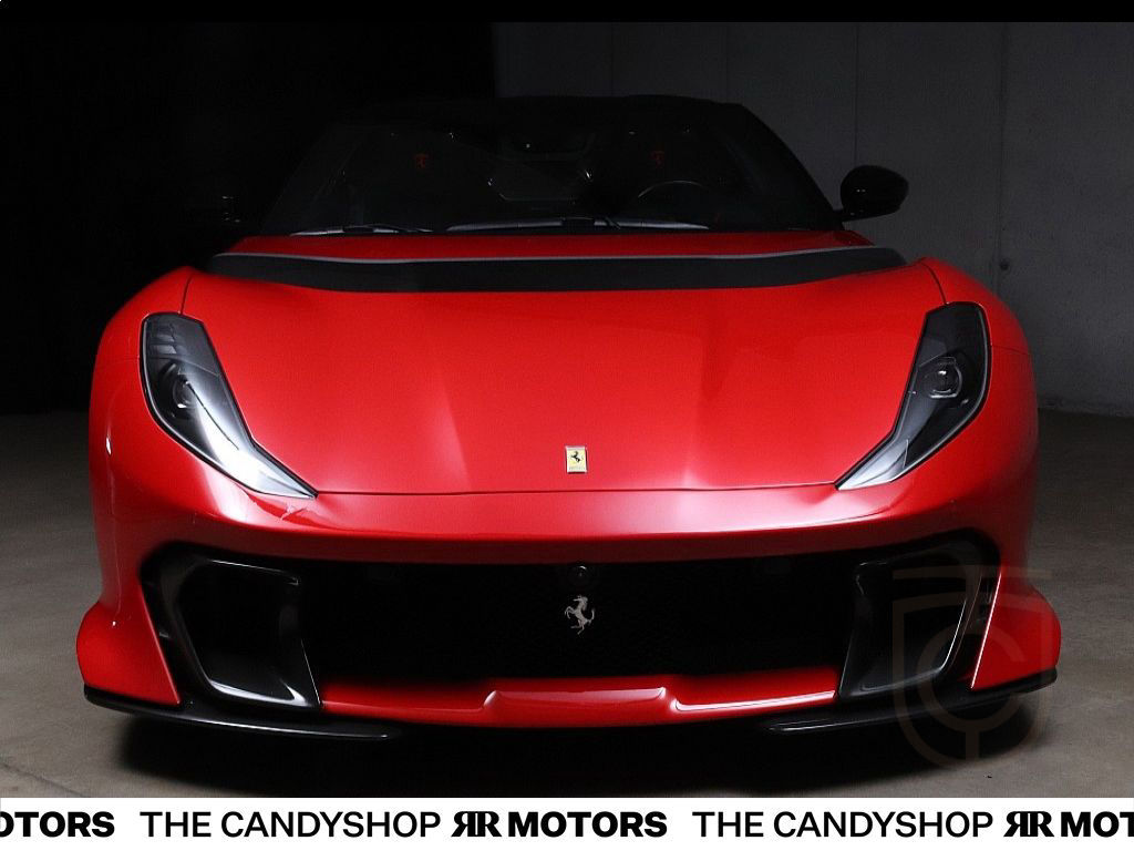 Ferrari 812 Competizione Aperta