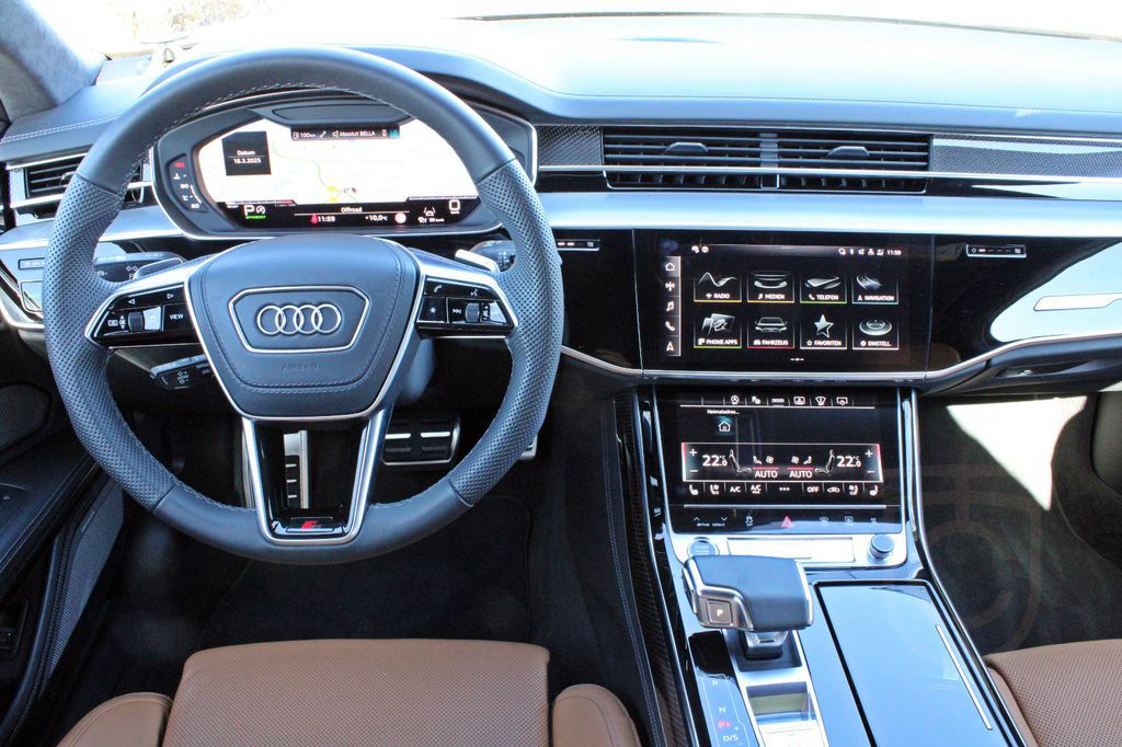 Audi A8 Lang 60TFSI S LINE BLACK PANO B&O ADV.UPE193