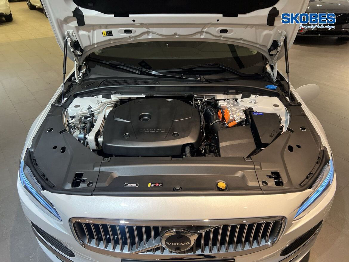 Volvo S90 Recharge T8 Plus Bright