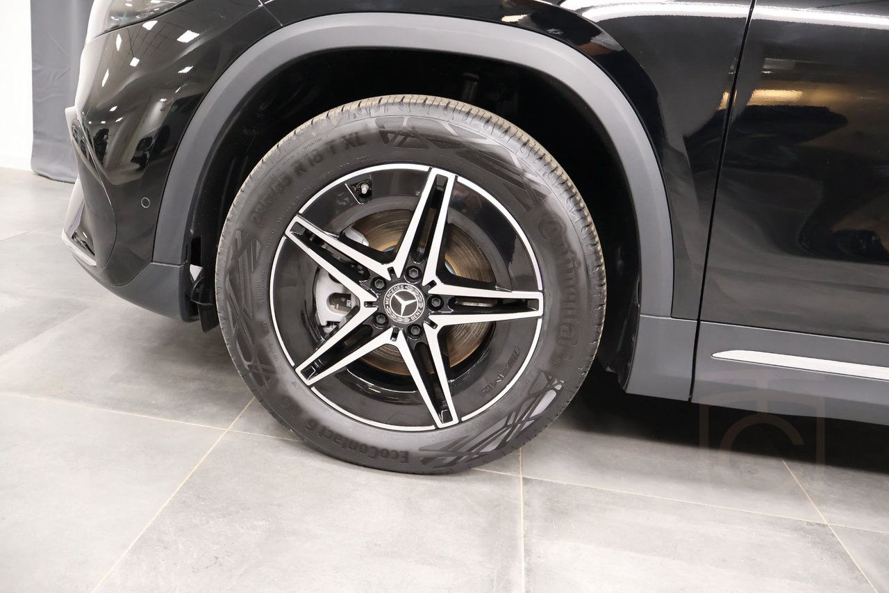 Mercedes-Benz EQA 300 4MATIC AMG ADVANCED PLUS