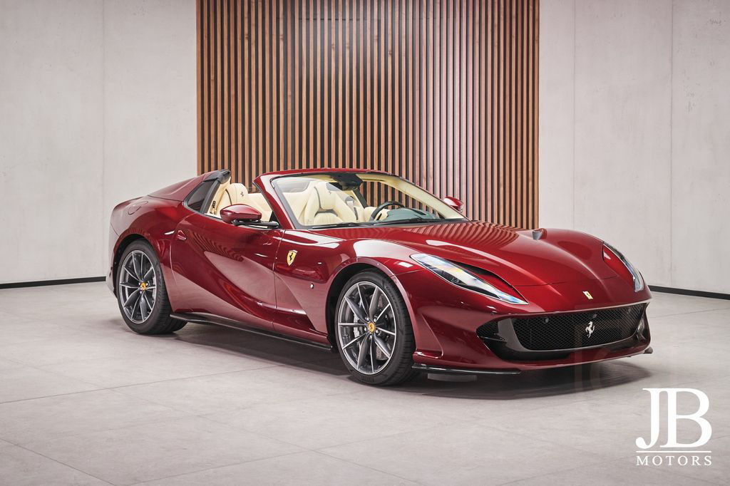 Ferrari 812 GTS Lift Full Carbon Passenger JBL 360° NEW