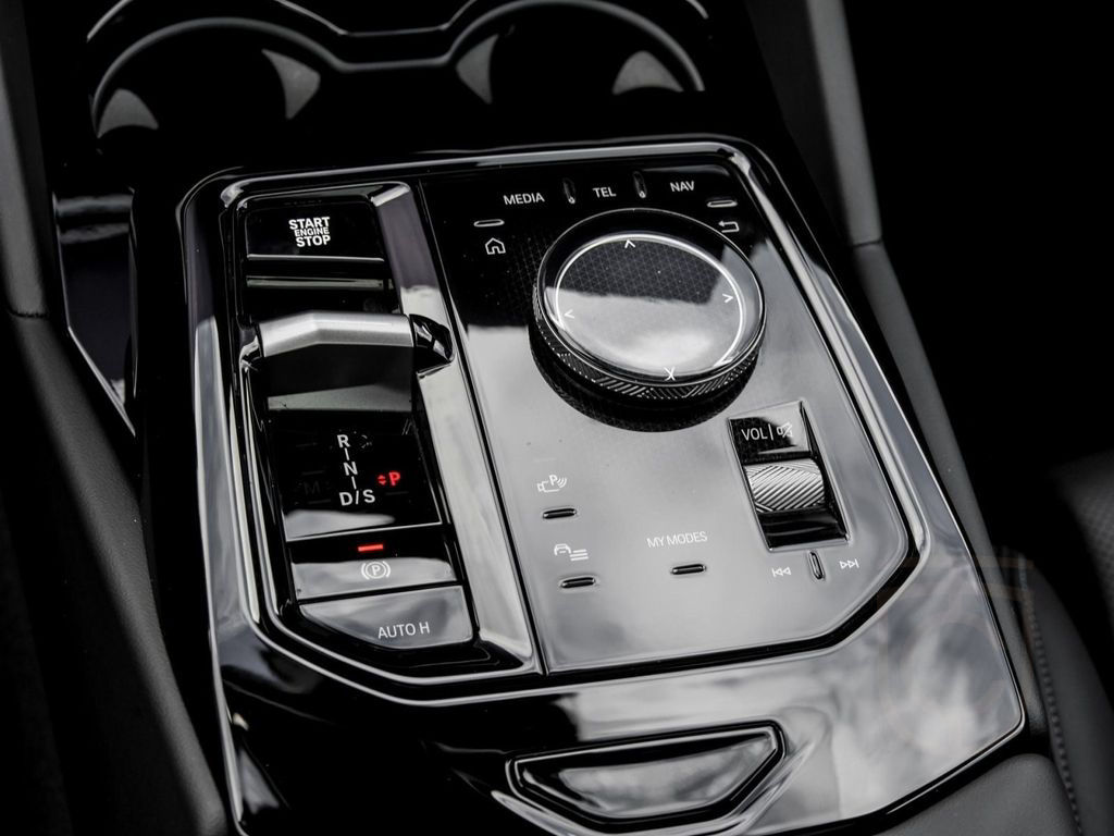 BMW 540d xDrive M SPORT+B&W+HuD+AHK+PANO+DA PROF+360