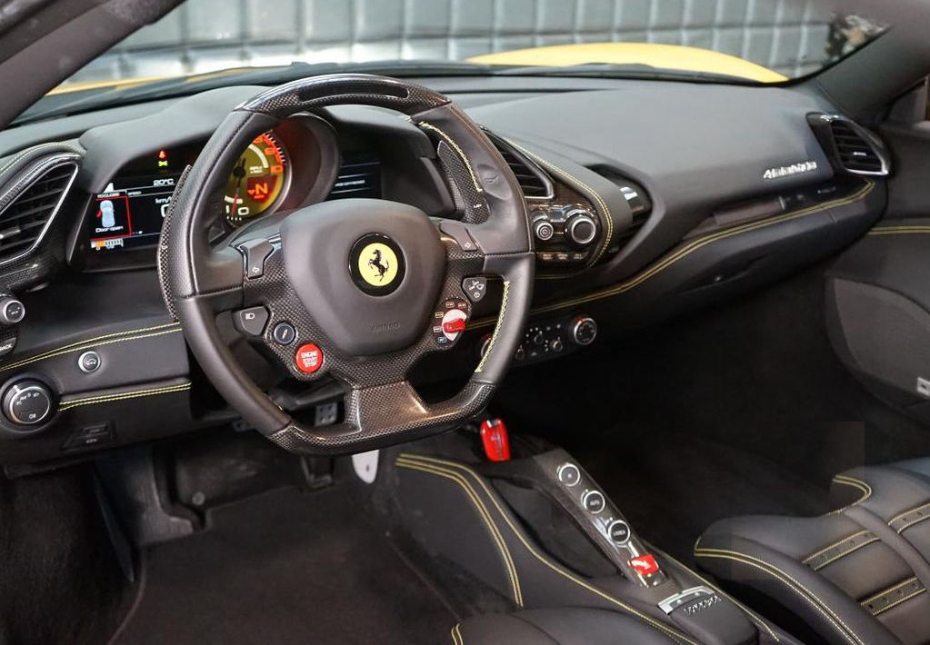 Ferrari 488