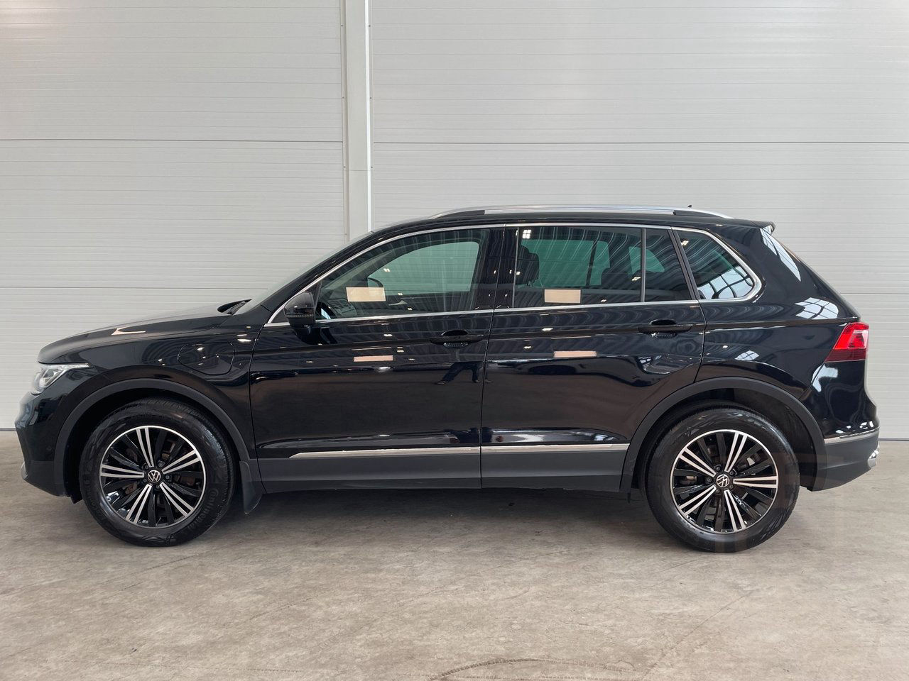 Volkswagen Tiguan eHybrid Cockpit B-Kamera Matrix