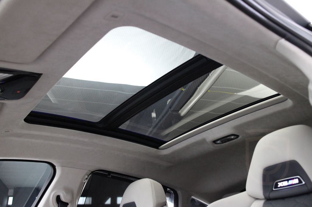 BMW X6 M Competition H&K Keyless Massage Soft-Close