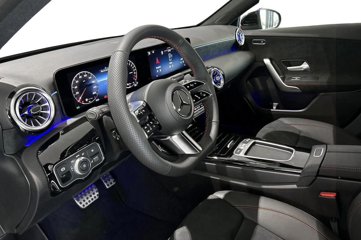 Mercedes-Benz A 250e