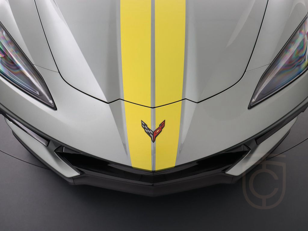 Chevrolet Corvette Stingray C8 convertible 3LT Front lift