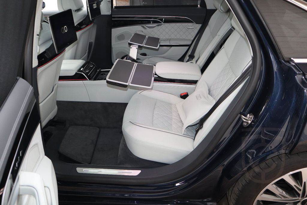 Audi A8L 60 TFSIe lang FULL EXCLUSIVE / UPE 181.170,-