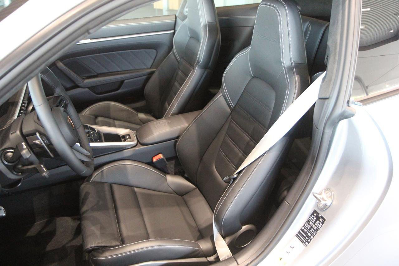 Porsche 911 992 Turbo S 650hk
