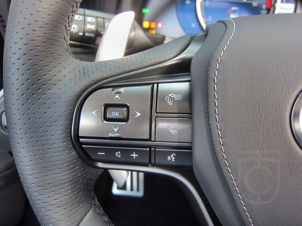 Lexus LC 500 Perfomance Paket, Navigation, e.-Verdeck