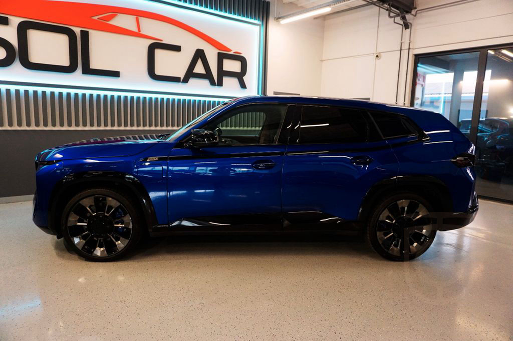 BMW XM/HUD/KEYLESS/BOW&WILK/PANO/360 KAMERA/MASSAGE