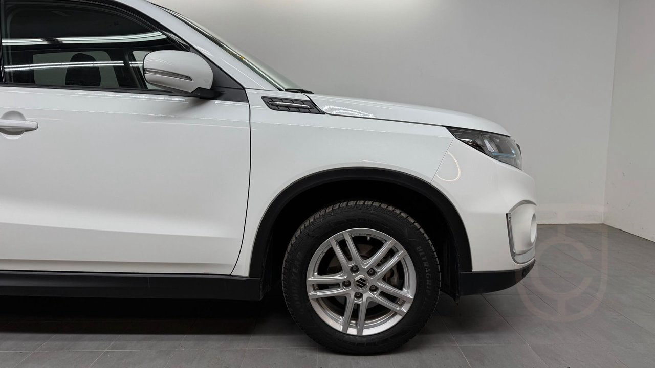 Suzuki Vitara Fullhybrid 4x4 Inclusive, Fullt utrustad!