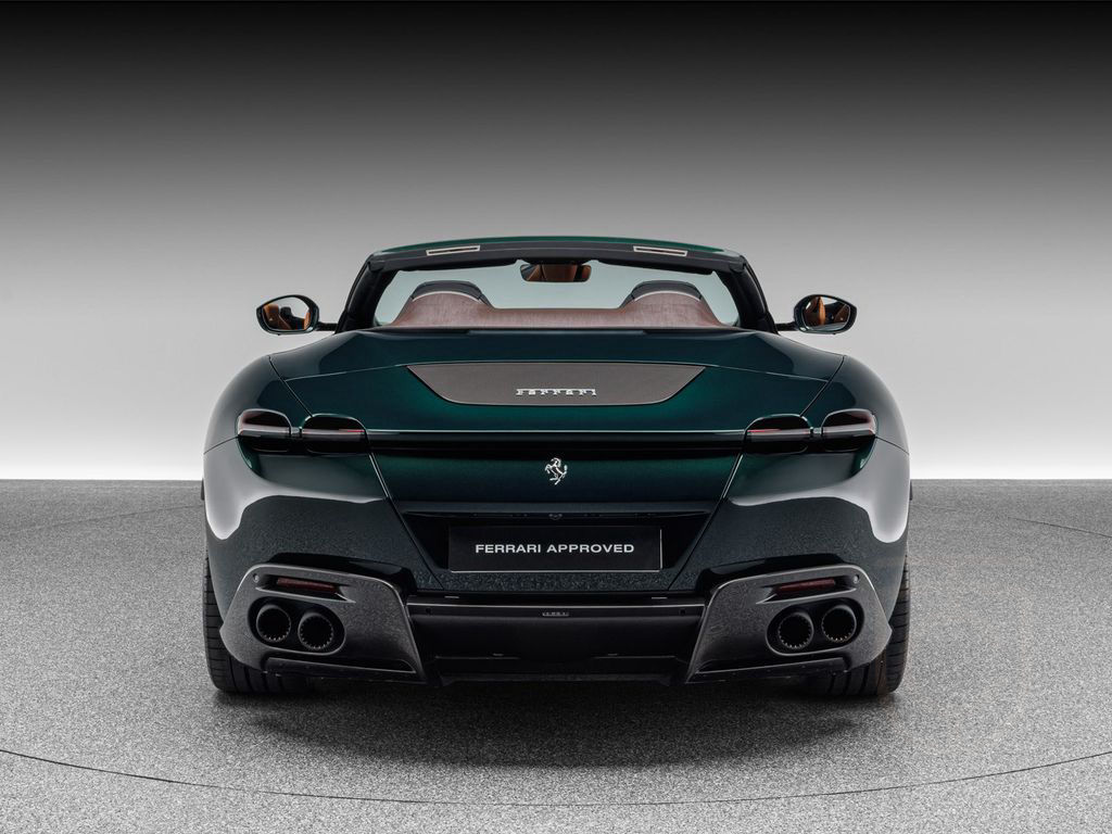 Ferrari Roma Spider