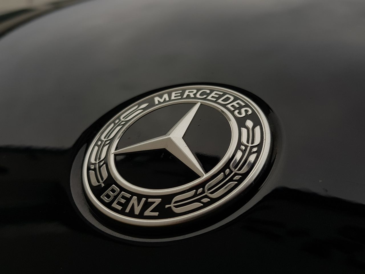Mercedes-Benz EQE 350+