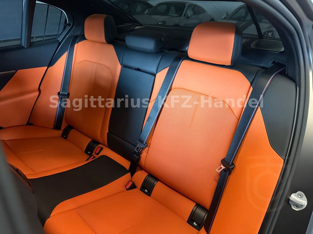 BMW M5 Lim/Ultimate/Frozen/Keramik/Merino Orange/AHK