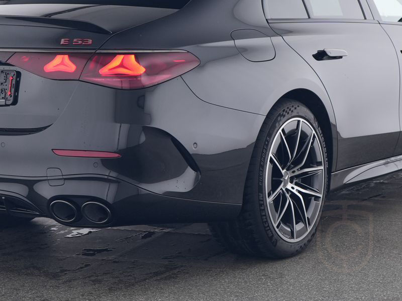 Mercedes-Benz E 53 AMG Hybrid 4M+ DIGITAL/Super/360/Distr/20'