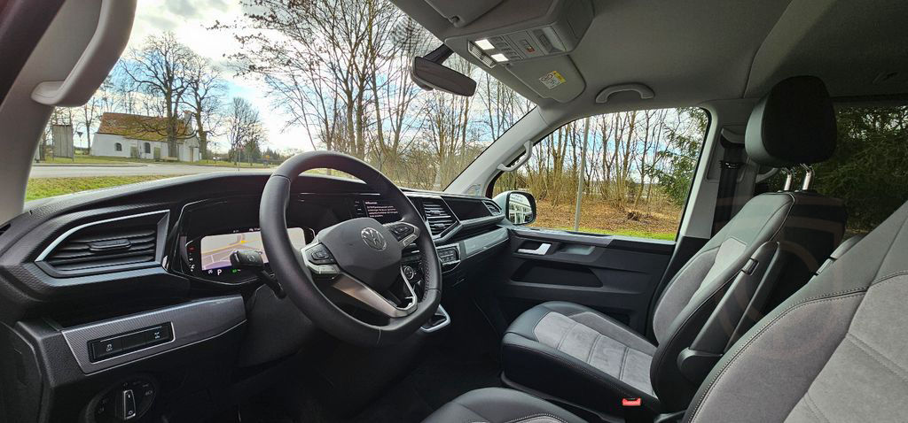 Volkswagen T6.1 Multivan Highline 2.0 TDI 204 PS 4MO DSG