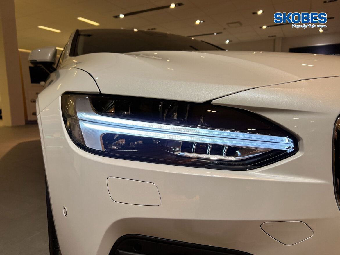 Volvo S90 Recharge T8 Plus Bright