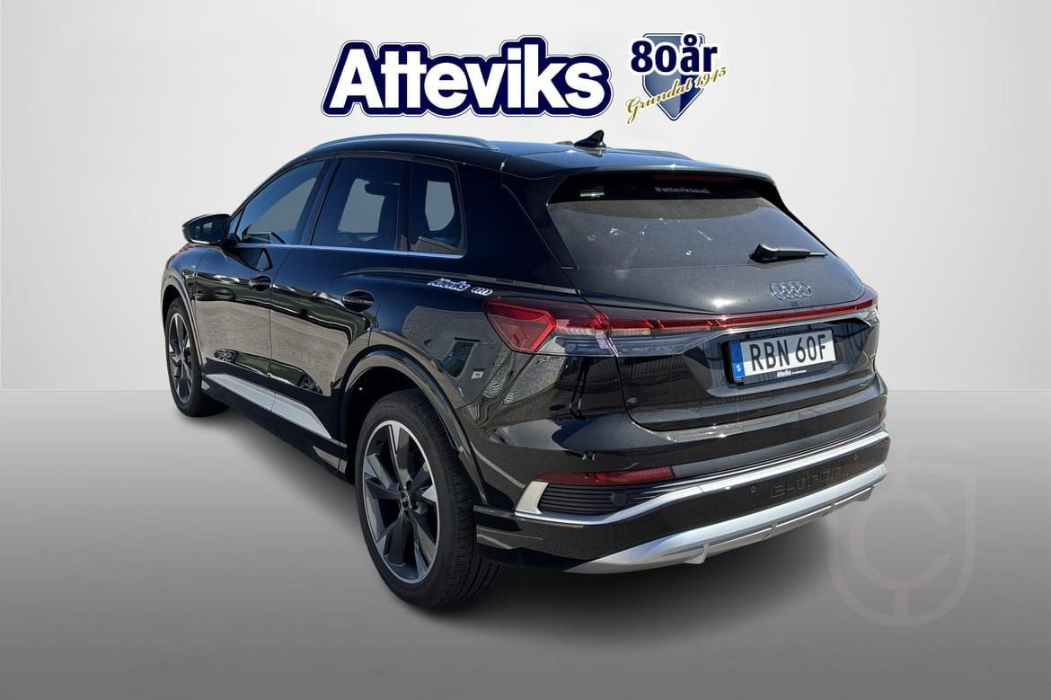 Audi Q4 45 e-tron quattro S-line Matrix
