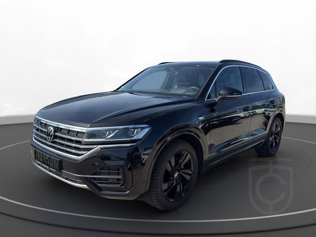 Volkswagen Touareg 3.0 TDI 4MOTION R-Line | PANO | AHK |