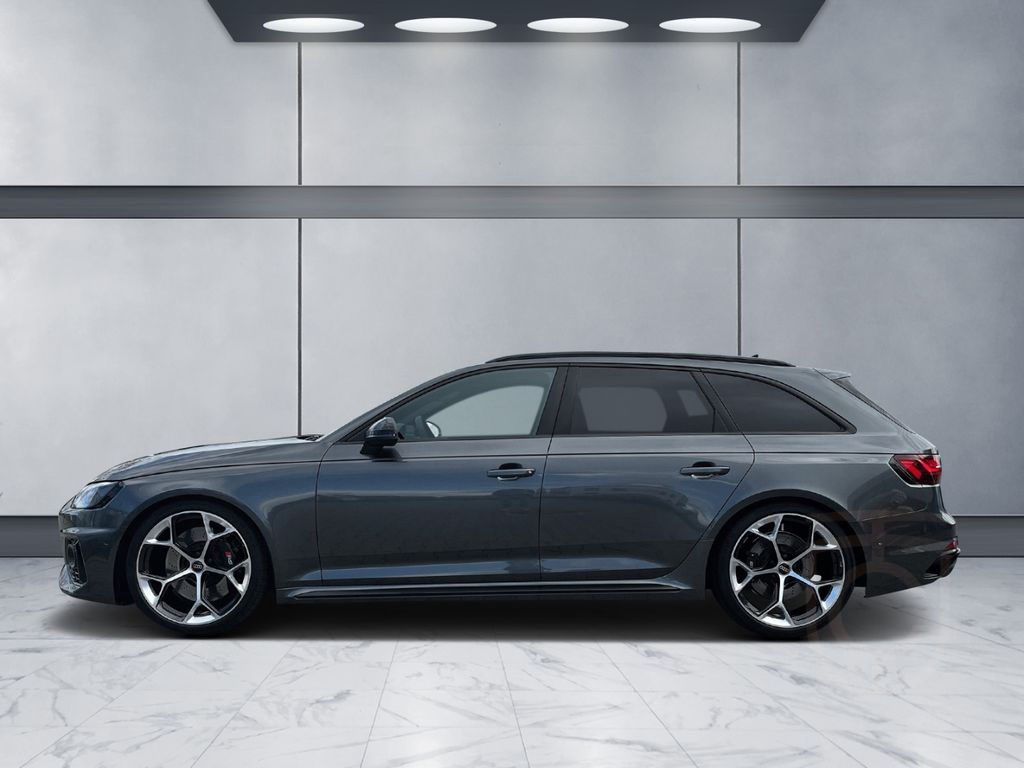 Audi RS4 competition plus Pano Navi B&O Head-up