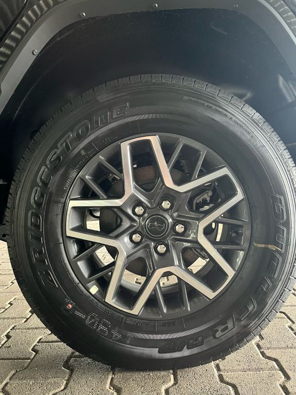 Jeep Wrangler Sahara 2.0 Benzin ***Schiebedach***
