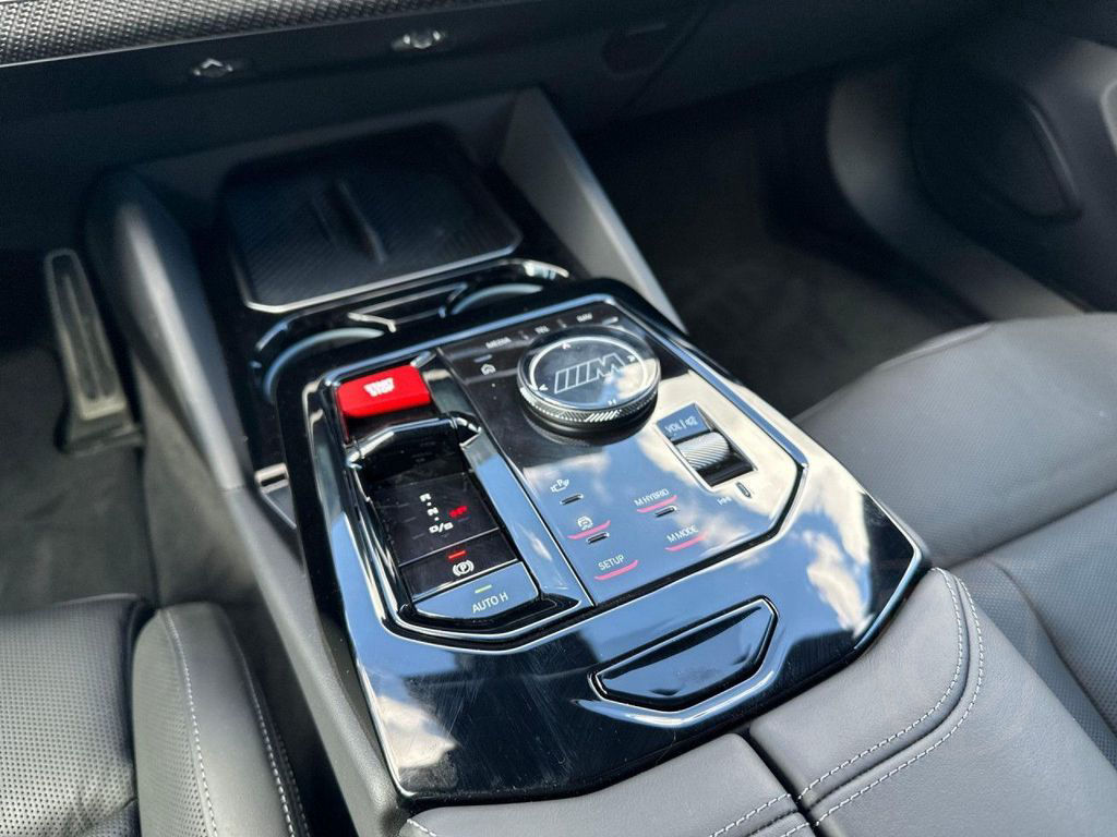 BMW M5 Tour M Driver's HUD B&W AHK 360° PANO CARBON