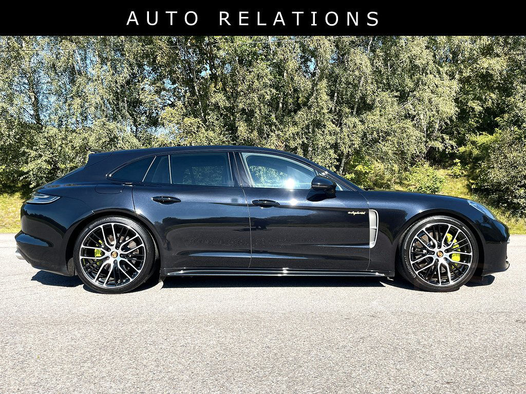 Porsche Panamera 4 E-Hybrid Sport Turismo PLATINUM EDIT