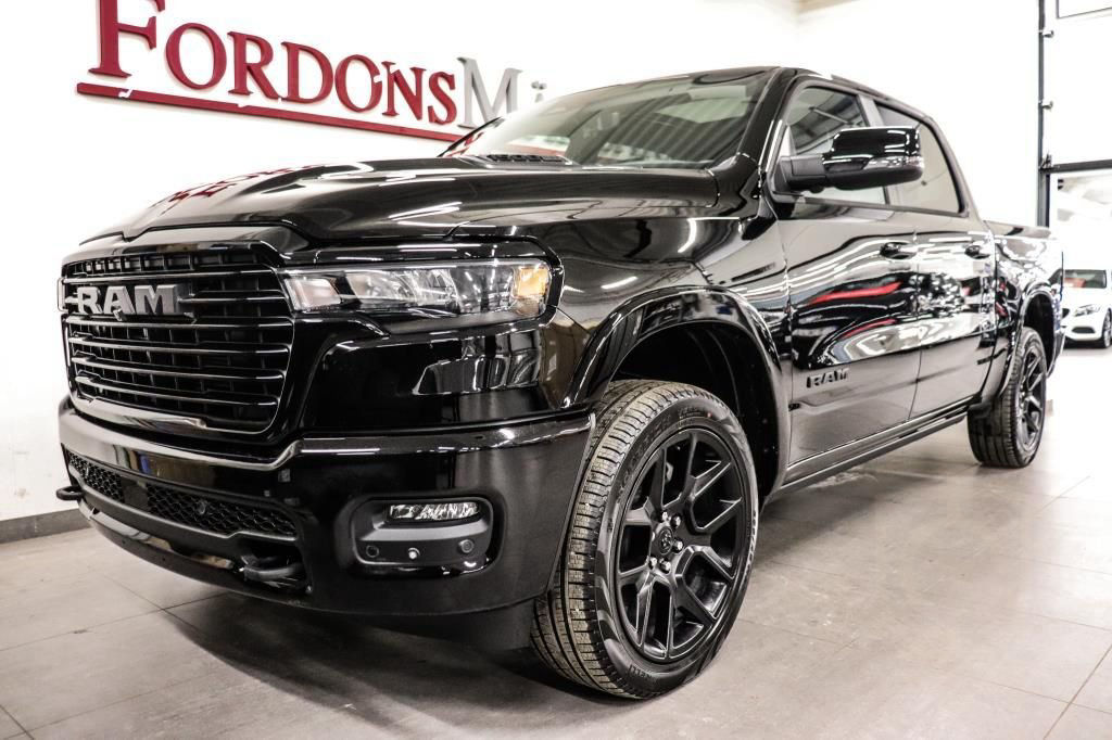 Dodge RAM 1500 LARAMIE NIGHT EDITION PREMIUM RAMBOX MULTITAI