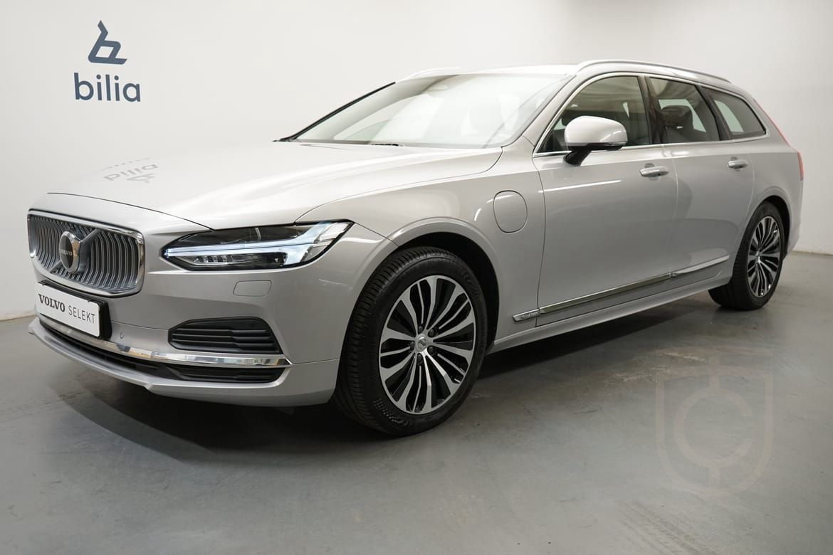 Volvo V90 Recharge T6 Core Bright.