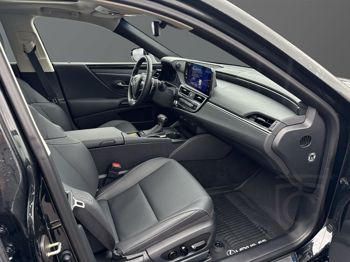 Lexus ES 300h LIMITED EDITION