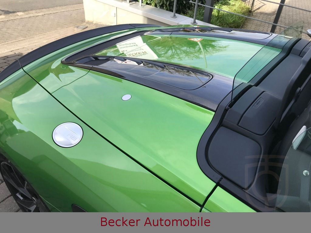Audi R8 Spyder V10 5.2 FSI quattro performance UNIKAT