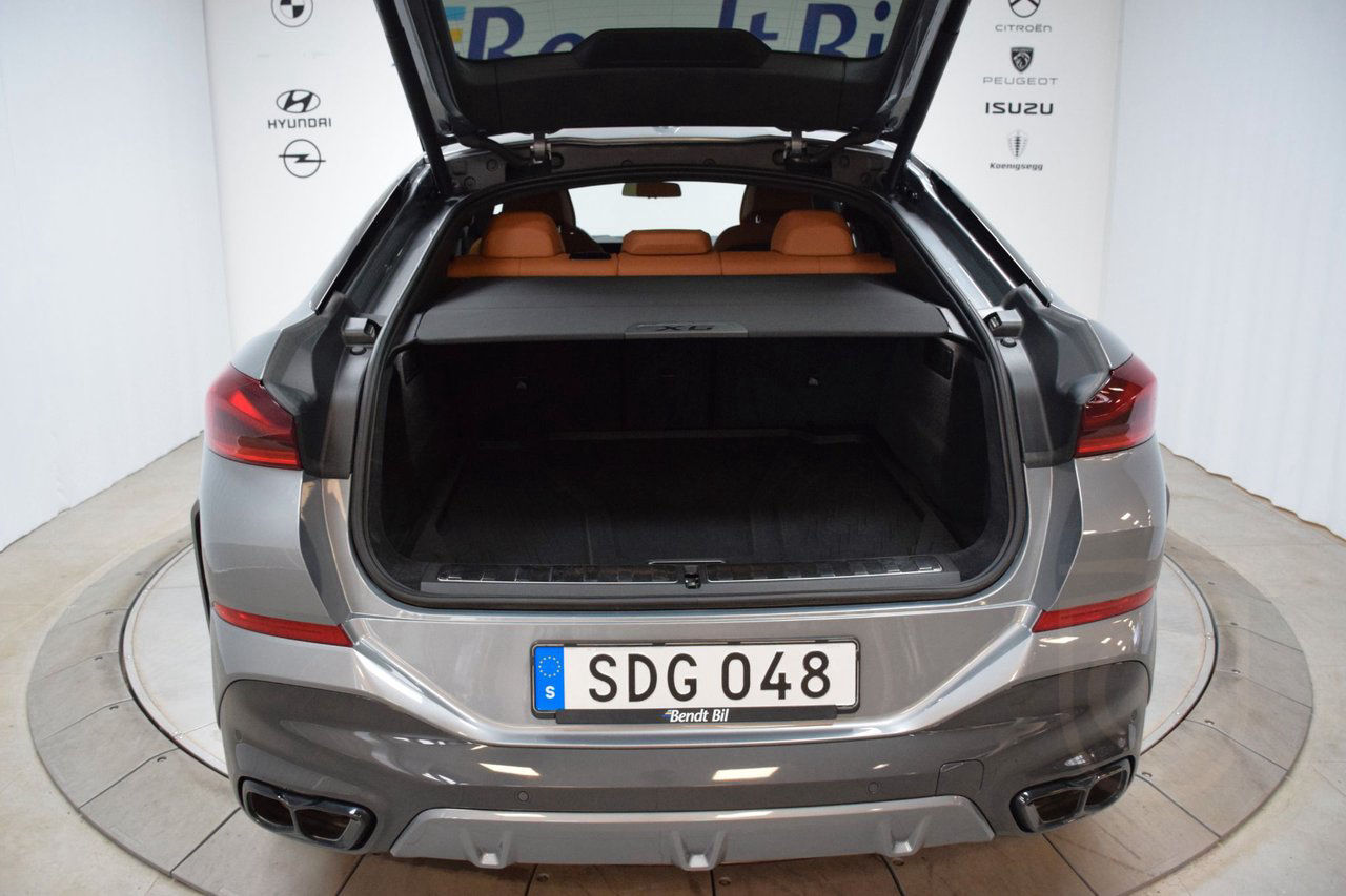 BMW X6 M60i xDrive