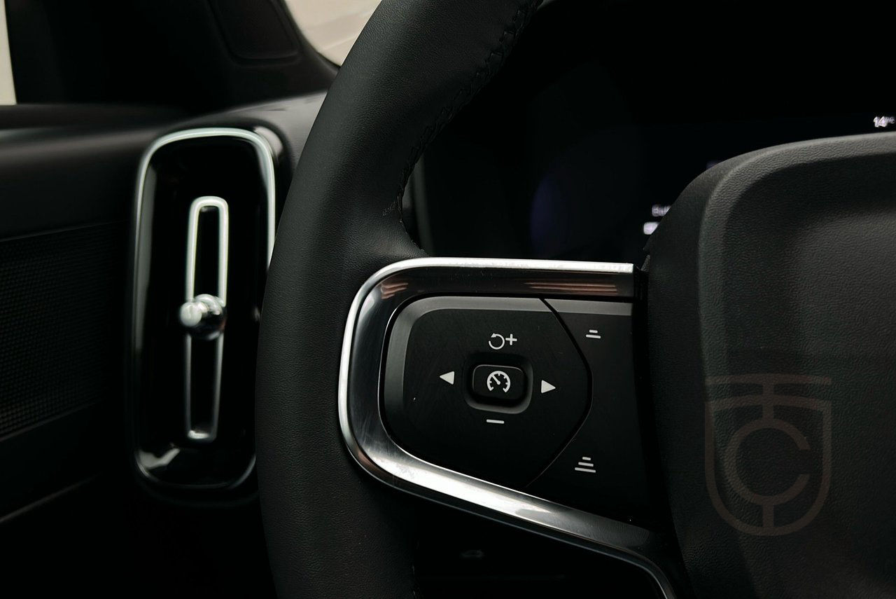 Volvo XC40 Recharge Single Motor Extended Range Core
