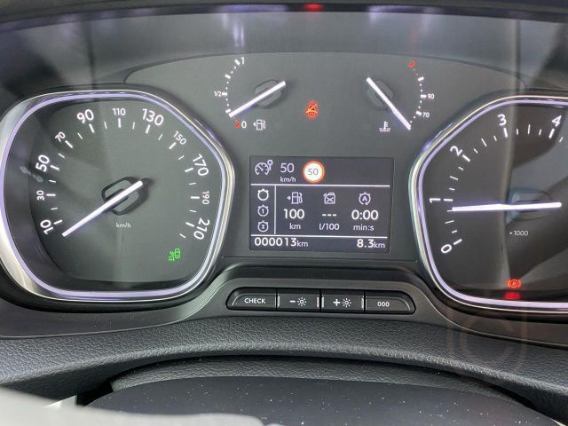 Peugeot Traveller L2 Allure 2.0 BlueHDi 180 EAT8 Navi