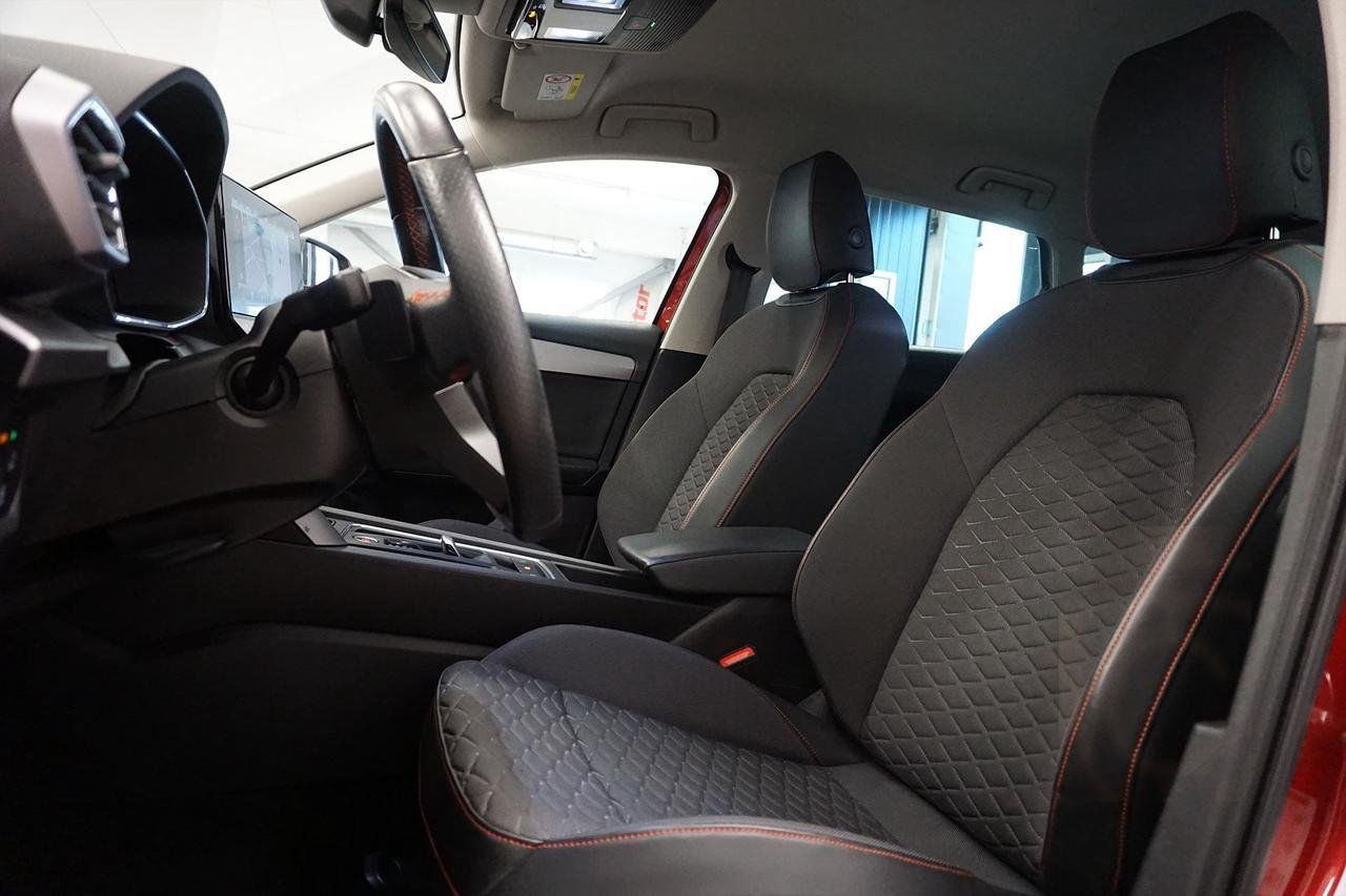 Seat Leon FR 1.4 e-Hybrid Plug-in Sportstourer cockpit