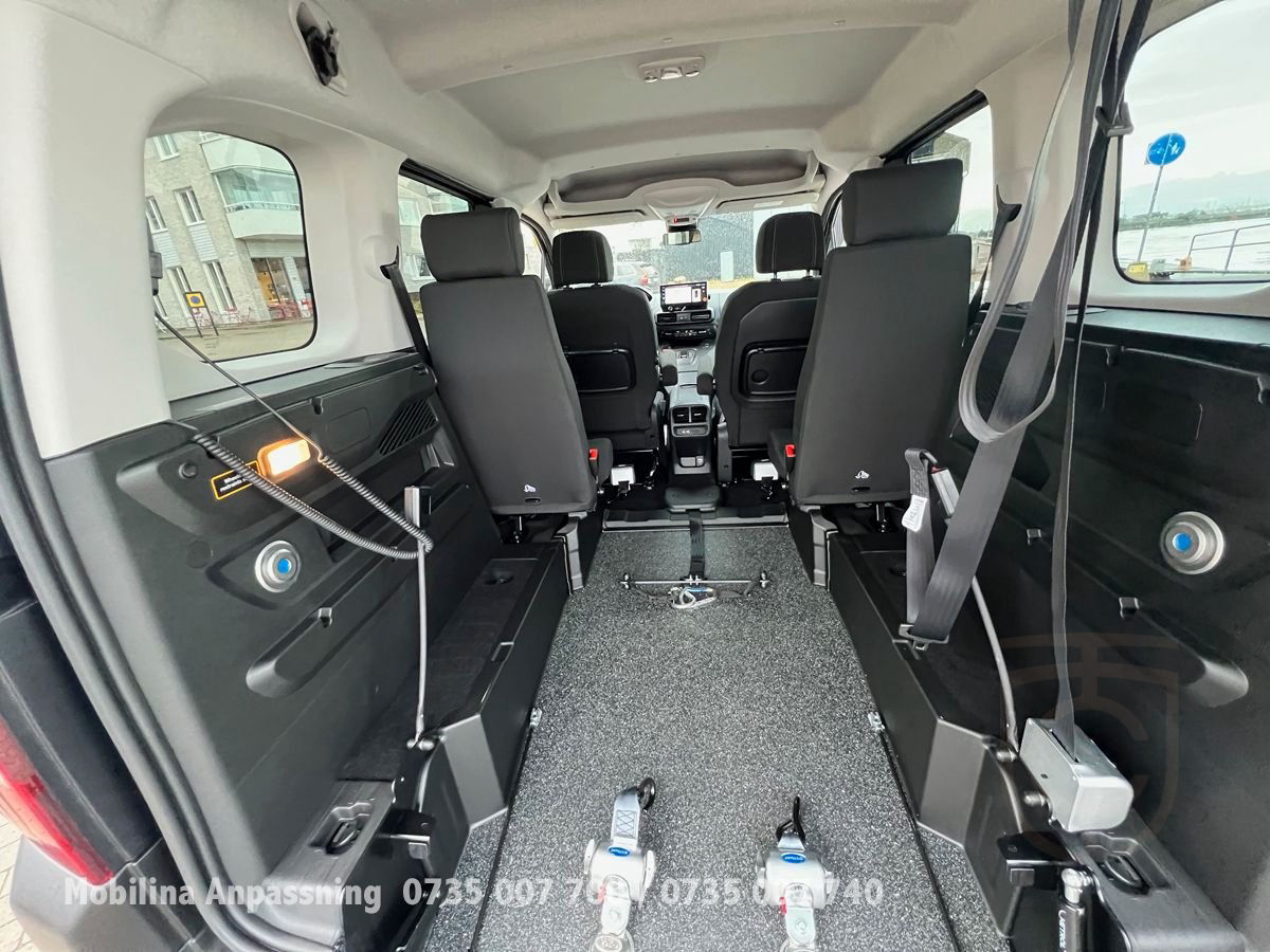 Peugeot Rifter Handikappanpassad Rullstolsbil