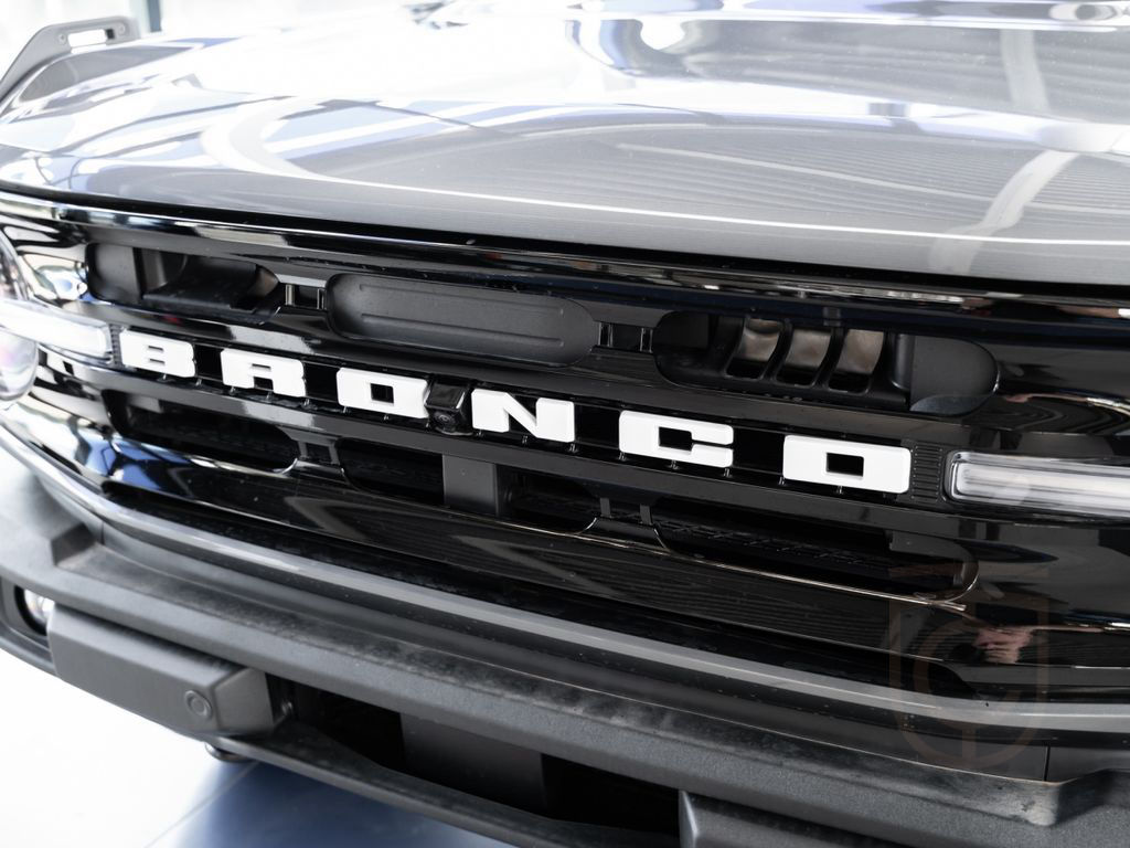 Ford Bronco Outer Banks 2.7 l EB 4x4 Automatik. LED.